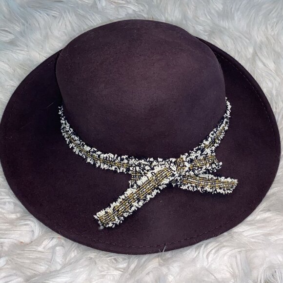 Giovannio New York Accessories - Wide brimmed hat by Giovannio New York